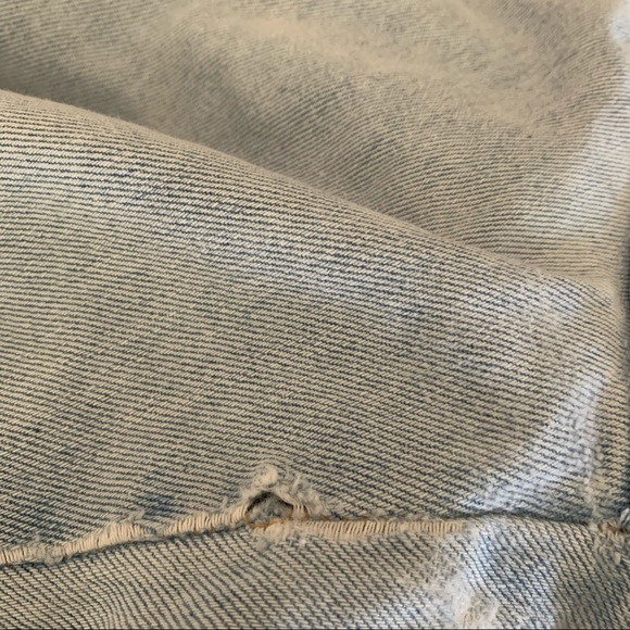 Vintage Zena Light Wash Distressed Jeans - Picture 10 of 10